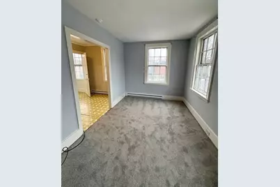 5 Prospect St #2, Newburyport, MA 01950 - Photo 2