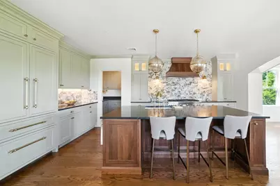 197 Winchester St #197, Brookline, MA 02446 - Photo 1