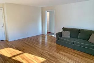 18 Guernsey St, Marblehead, MA 01945 - Photo 12