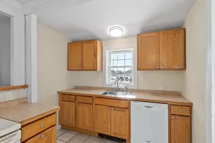 88 Baker St, Gardner, MA 01440 - Photo 4