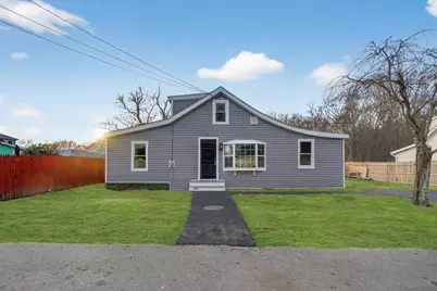 21 Evergreen St, Dartmouth, MA 02747 - Photo 1