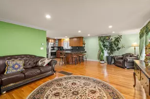 215 St Mary St, Needham, MA 02494 - Photo 4