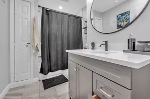 25 N Woodford St, Worcester, MA 01604 - Photo 26