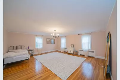 642 Centre St, Newton, MA 02458 - Photo 30