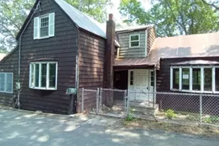 10 Oak Rd, Middleton, MA 01949 - Photo 1