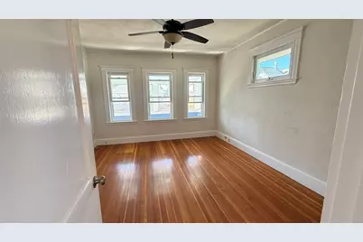 12 Eliot St #12, Medford, MA 02155 - Photo 4