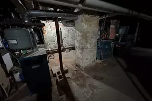 33 Beacon St, Somerville, MA 02143 - Photo 10