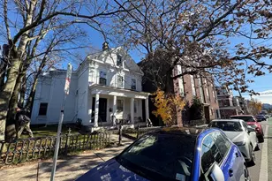 33 Beacon St, Somerville, MA 02143 - Photo 2