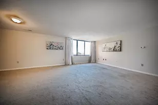 1002 Paradise Rd, Swampscott, MA 01907 - Photo 8