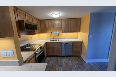 390 Broadway #24, Somerville, MA 02145 - Photo 6