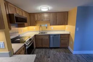 390 Broadway, Somerville, MA 02145 - Photo 6