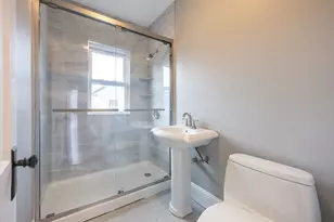 27-29 Brookvale St, Boston, MA 02124 - Photo 38