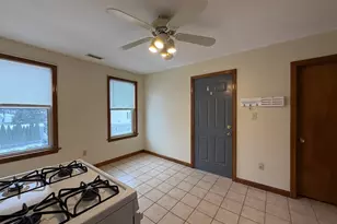 132 Coburn Ave, Worcester, MA 01604 - Photo 6