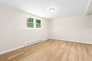 105 Birchwood Dr, Swansea, MA 02777 - Photo 16