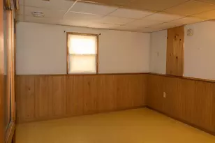 208 Tamarack Dr, Springfield, MA 01129 - Photo 20