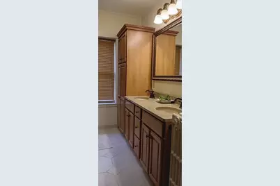 58 Oak St, Boston, MA 02136 - Photo 22