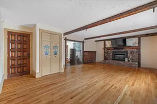 250 Shrewsbury St, Holden, MA 01520 - Photo 4