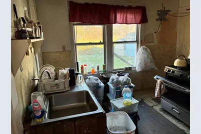 188 Windsor St, West Springfield, MA 01089 - Photo 6