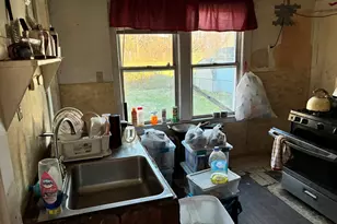 188 Windsor St, West Springfield, MA 01089 - Photo 6