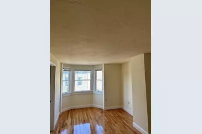 5A Grimes St #2, Boston, MA 02127 - Photo 6