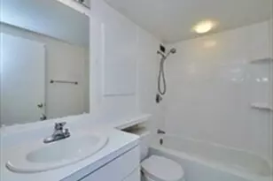 50 Broadlawn Park, Boston, MA 02132 - Photo 12