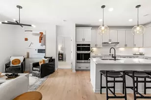 320 Martins Lndg, North Reading, MA 01864 - Photo 4