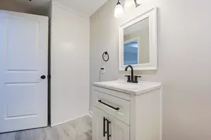 348 Rantoul St, Beverly, MA 01915 - Photo 26