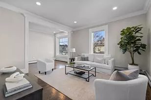 62 Chestnut St, Saugus, MA 01906 - Photo 2