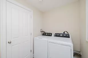 687 Washington St, Easton, MA 02375 - Photo 24