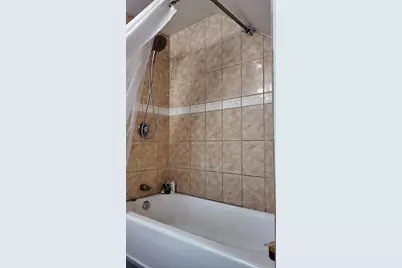 97 Seamans St #2, Providence, RI 02904 - Photo 6