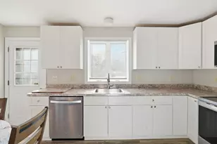 189 Essex St, Springfield, MA 01151 - Photo 8