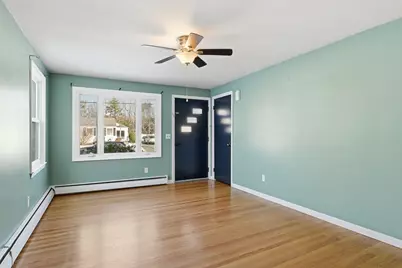 55 Gardens Dr, Springfield, MA 01119 - Photo 4