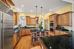 332 Division Rd, Dartmouth, MA 02748 - Photo 8