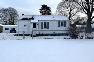 135 Lucerne Rd, Springfield, MA 01119 - Photo 1