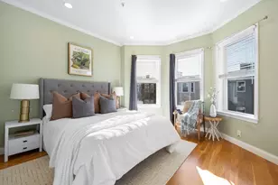 242 W Fifth St, Boston, MA 02127 - Photo 16
