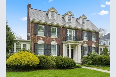 1010 Centre St, Newton, MA 02459 - Photo 16