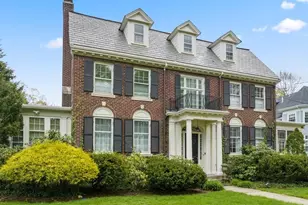 1010 Centre St, Newton, MA 02459 - Photo 16