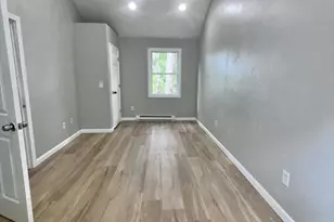 26 Main St, Spencer, MA 01562 - Photo 12