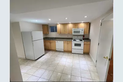 1 Hilltop Rd #B, Watertown, MA 02472 - Photo 2