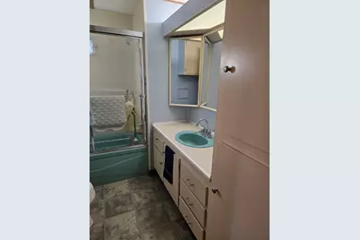 165 Padelford St, Berkley, MA 02779 - Photo 12