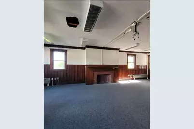 119 Chestnut St, Clinton, MA 01510 - Photo 8