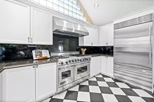 35 Glen Green, Winchester, MA 01890 - Photo 14