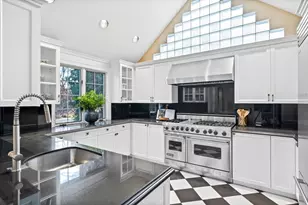 35 Glen Green, Winchester, MA 01890 - Photo 12