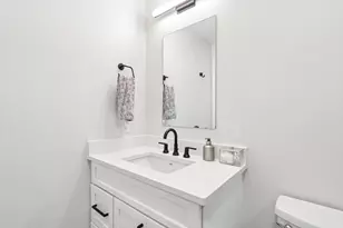 62 Foundry, Wakefield, MA 01880 - Photo 18