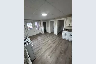 45 River St #3, Southbridge, MA 01550 - Photo 2