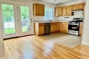 17 Myrtle St, Watertown, MA 02472 - Photo 2