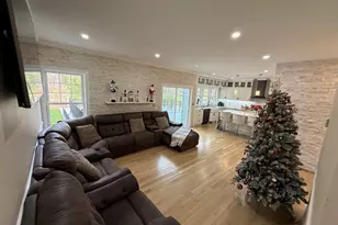 30 April's Way, Tewksbury, MA 01876 - Photo 10