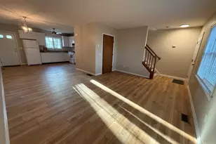 230 Beacon St, Clinton, MA 01510 - Photo 6