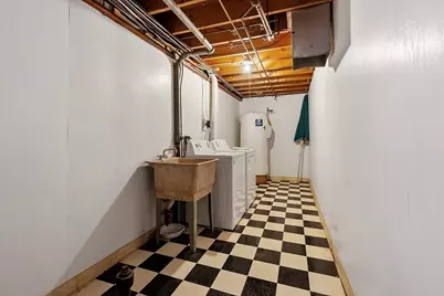 31 Locke Ave, Athol, MA 01331 - Photo 22