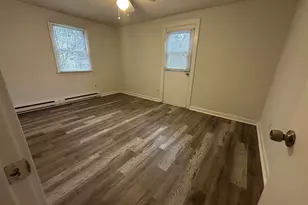 60 Phillips St, Attleboro, MA 02703 - Photo 4